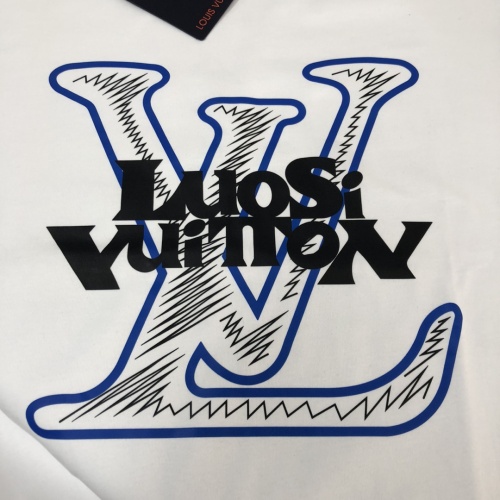 Replica Louis Vuitton LV T-Shirts Short Sleeved For Unisex #1231610 $40.00 USD for Wholesale