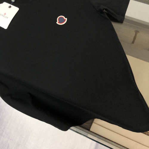 Replica Moncler T-Shirts Short Sleeved For Unisex #1231653 $40.00 USD for Wholesale