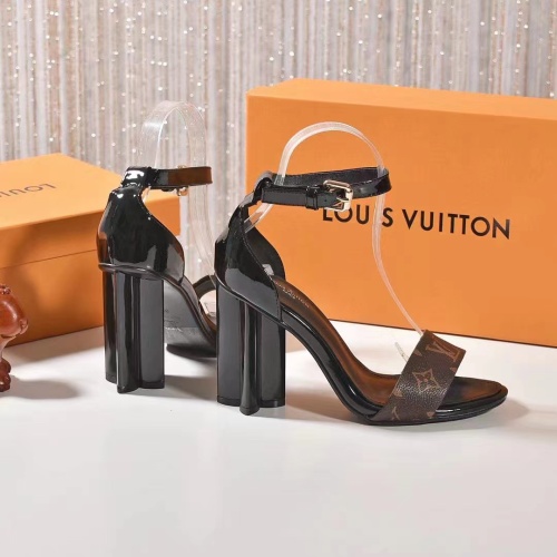 Replica Louis Vuitton Sandal For Women #1231866 $82.00 USD for Wholesale