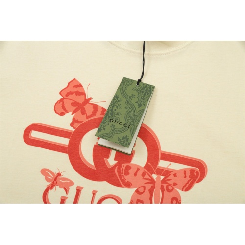 Replica Gucci T-Shirts Short Sleeved For Unisex #1232806 $42.00 USD for Wholesale