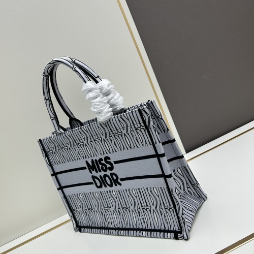 Replica Christian Dior AAA Quality Tote-Handbags For Women #1232826 $96.00 USD for Wholesale