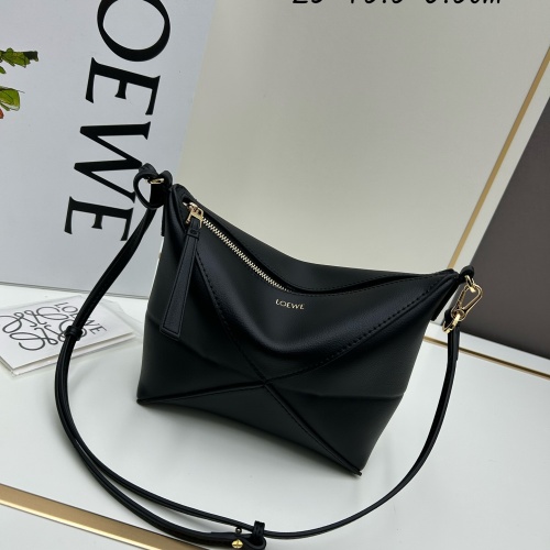 LOEWE AAA Quality Messenger Bags For Women #1232848 $140.00 USD, Wholesale Replica LOEWE AAA Messenger Bags