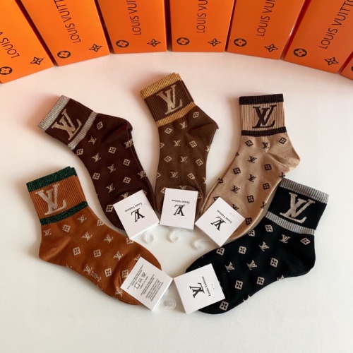 Replica Louis Vuitton LV Socks #1233017 $27.00 USD for Wholesale