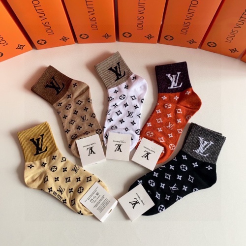 Replica Louis Vuitton LV Socks #1233019 $27.00 USD for Wholesale