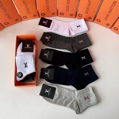 Replica Louis Vuitton LV Socks #1233023 $27.00 USD for Wholesale