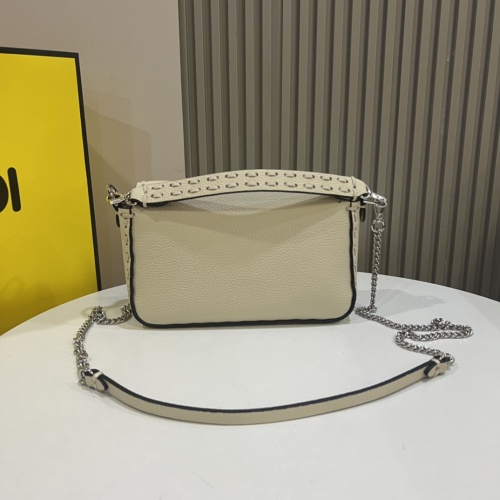 Replica Fendi AAA Quality Messenger Bags For Women #1233039 $105.00 USD for Wholesale