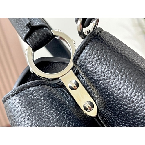 Replica Louis Vuitton AAA Quality Messenger Bags For Women #1233178 $72.00 USD for Wholesale