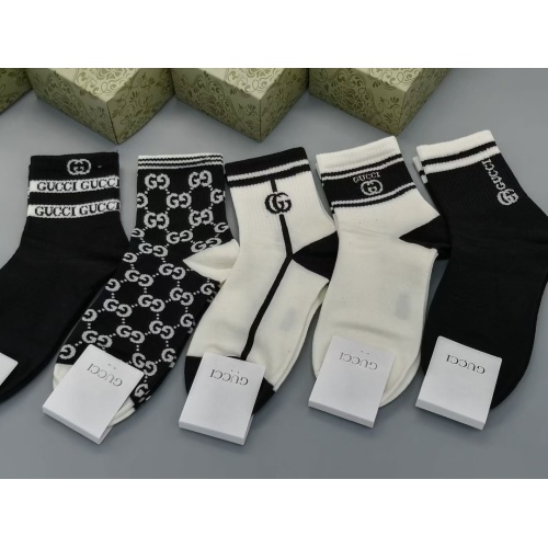 Replica Gucci Socks #1233458 $27.00 USD for Wholesale