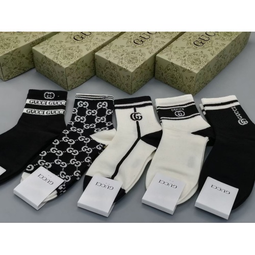 Replica Gucci Socks #1233458 $27.00 USD for Wholesale