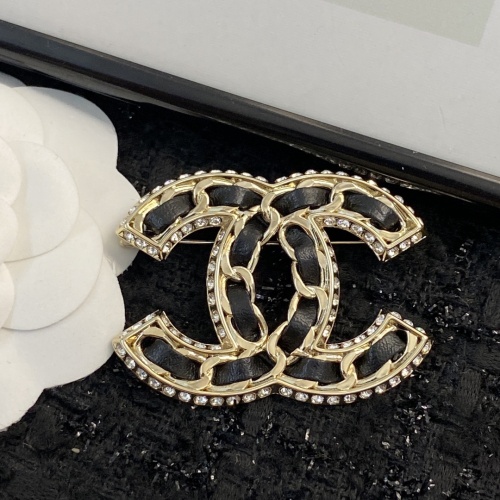 Chanel Brooches For Women #1234186 $36.00 USD, Wholesale Replica Chanel Brooches