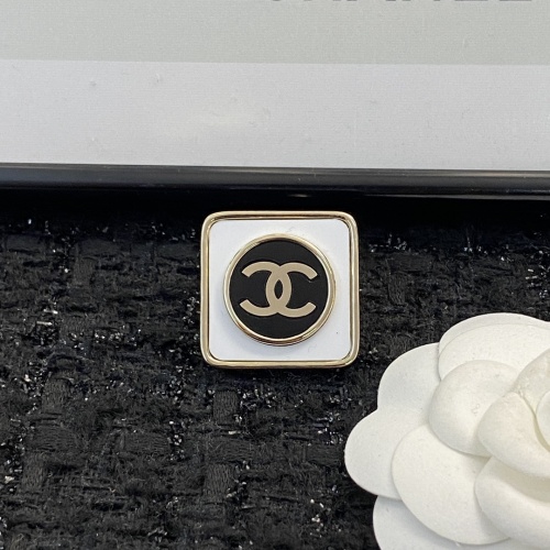 Chanel Brooches For Women #1234189 $29.00 USD, Wholesale Replica Chanel Brooches