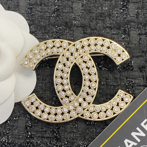 Chanel Brooches For Women #1234194 $34.00 USD, Wholesale Replica Chanel Brooches