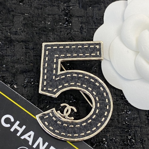 Chanel Brooches For Women #1234230 $32.00 USD, Wholesale Replica Chanel Brooches