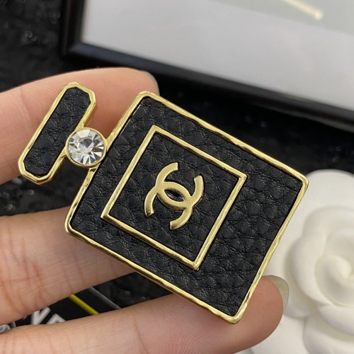 Replica Chanel Brooches For Women #1234237 $32.00 USD for Wholesale