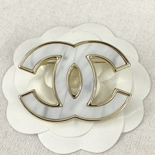 Chanel Brooches For Women #1234754 $32.00 USD, Wholesale Replica Chanel Brooches