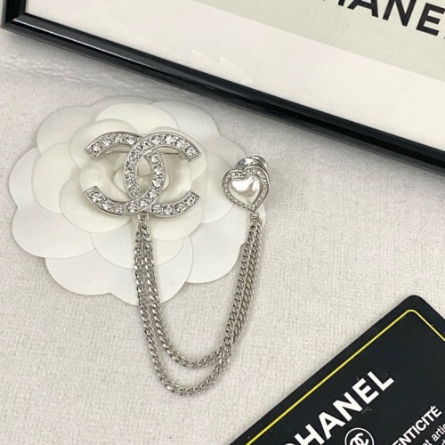 Chanel Brooches For Women #1234795 $38.00 USD, Wholesale Replica Chanel Brooches