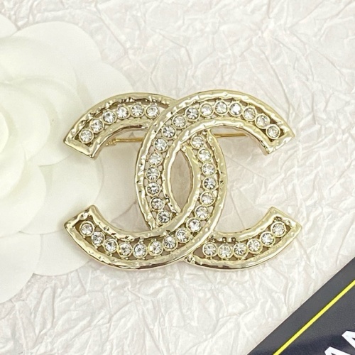 Chanel Brooches For Women #1234804 $34.00 USD, Wholesale Replica Chanel Brooches