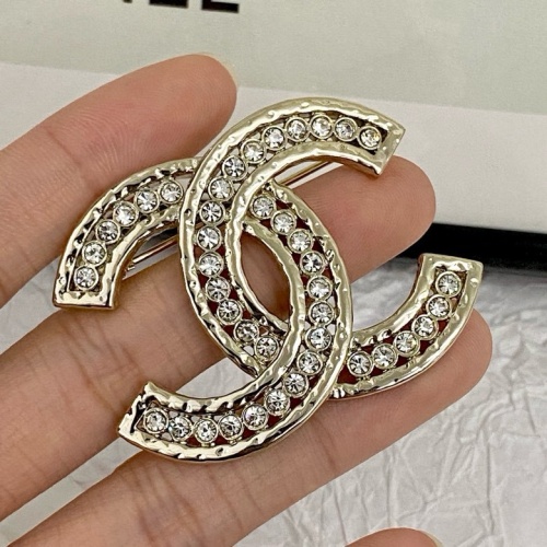 Replica Chanel Brooches For Women #1234804 $34.00 USD for Wholesale