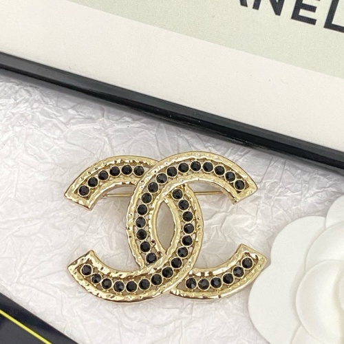 Replica Chanel Brooches For Women #1234805 $34.00 USD for Wholesale