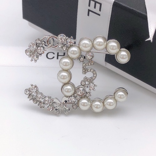 Chanel Brooches For Women #1234923 $32.00 USD, Wholesale Replica Chanel Brooches