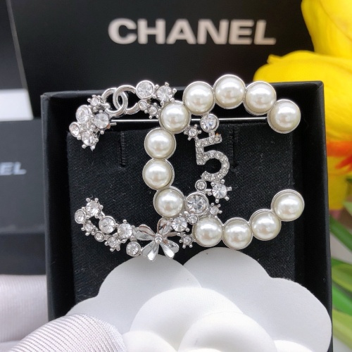 Replica Chanel Brooches For Women #1234923 $32.00 USD for Wholesale