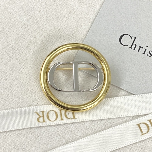 Replica Christian Dior Brooches For Women #1234944 $29.00 USD for Wholesale