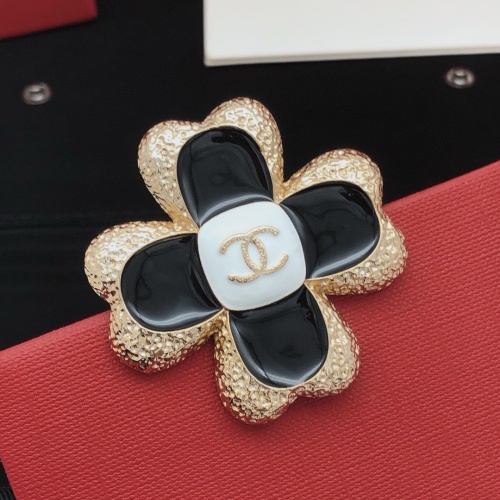 Chanel Brooches For Women #1234975 $29.00 USD, Wholesale Replica Chanel Brooches