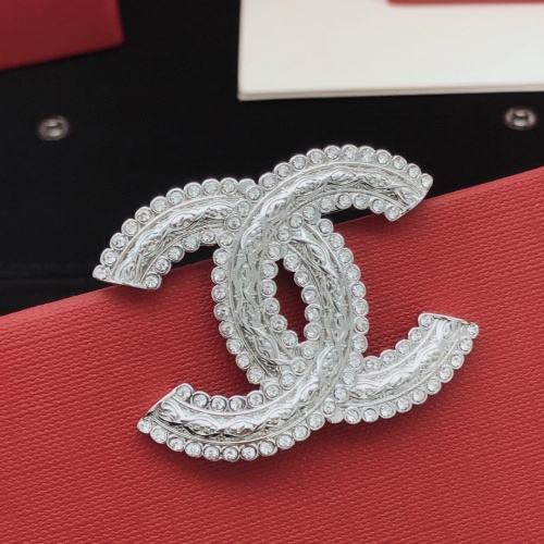 Chanel Brooches For Women #1234979 $29.00 USD, Wholesale Replica Chanel Brooches