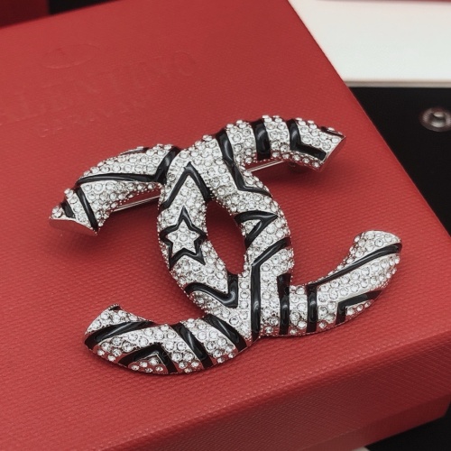 Replica Chanel Brooches For Women #1234981 $32.00 USD for Wholesale