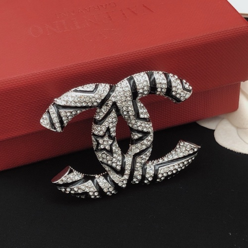 Replica Chanel Brooches For Women #1234981 $32.00 USD for Wholesale