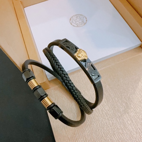 Versace Bracelets #1235017 $52.00 USD, Wholesale Replica Versace Bracelets