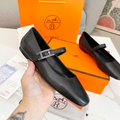 Replica Hermes Flat Shoes For Women #1236588 $98.00 USD for Wholesale