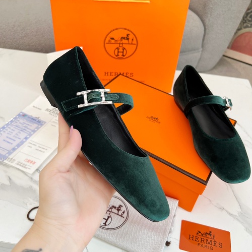 Replica Hermes Flat Shoes For Women #1236593 $98.00 USD for Wholesale