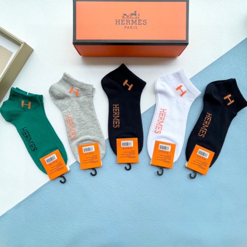 Replica Hermes Socks #1237745 $27.00 USD for Wholesale