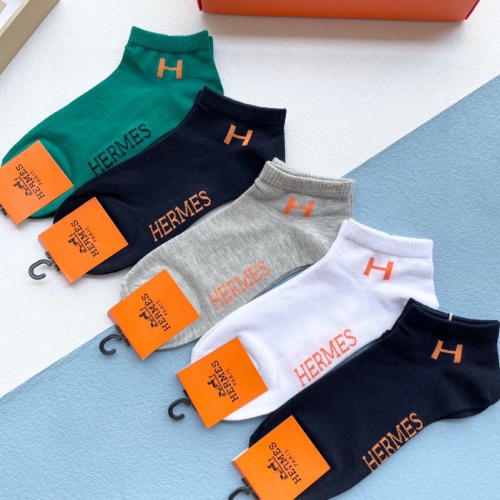 Replica Hermes Socks #1237745 $27.00 USD for Wholesale