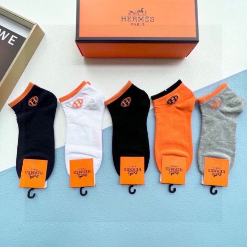 Hermes Socks #1237747 $27.00 USD, Wholesale Replica Hermes Socks