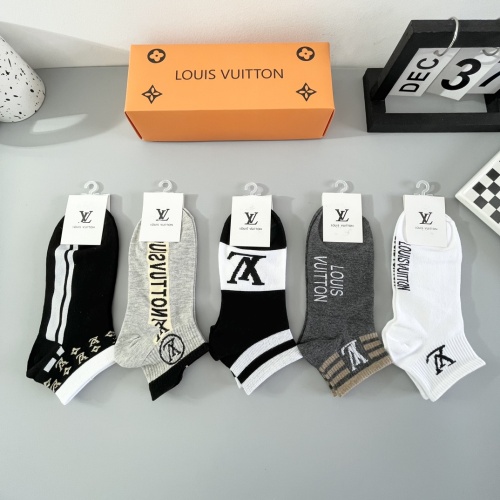 Replica Louis Vuitton LV Socks #1237771 $27.00 USD for Wholesale