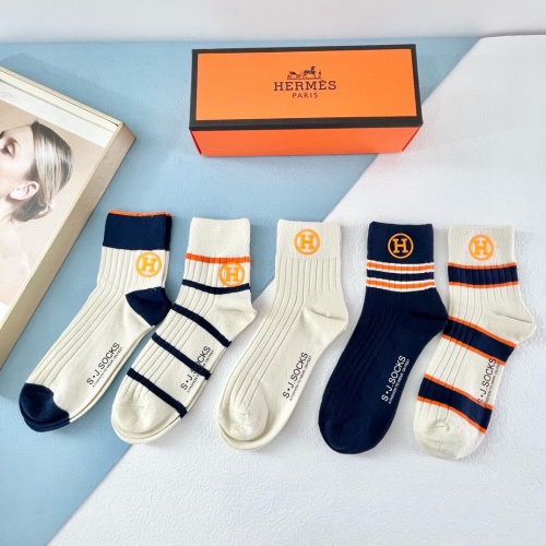 Hermes Socks #1237826 $32.00 USD, Wholesale Replica Hermes Socks