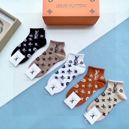 Replica Louis Vuitton LV Socks For Women #1237831 $27.00 USD for Wholesale