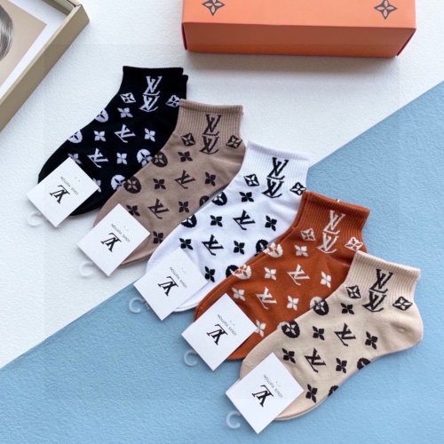 Replica Louis Vuitton LV Socks For Women #1237831 $27.00 USD for Wholesale