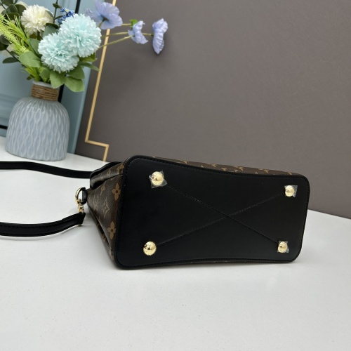 Replica Louis Vuitton AAA Quality Messenger Bags For Women #1238148 $96.00 USD for Wholesale