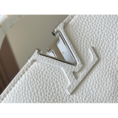 Replica Louis Vuitton AAA Quality Messenger Bags For Women #1238569 $82.00 USD for Wholesale