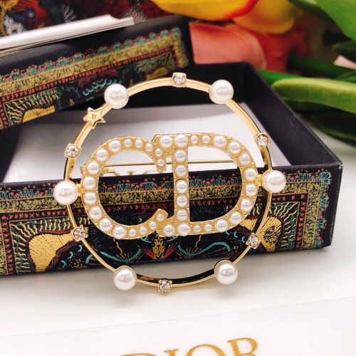 Replica Christian Dior Brooches For Women #1238766 $27.00 USD for Wholesale