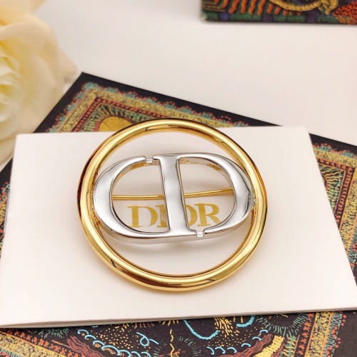 Replica Christian Dior Brooches For Women #1238929 $27.00 USD for Wholesale