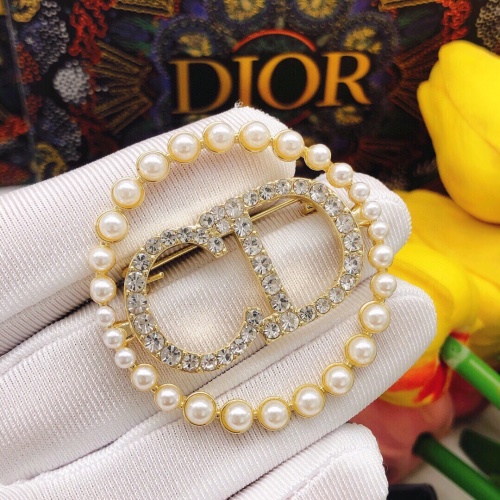 Replica Christian Dior Brooches For Women #1238931 $29.00 USD for Wholesale