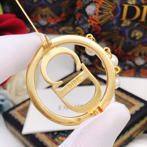 Replica Christian Dior Brooches For Women #1238933 $29.00 USD for Wholesale