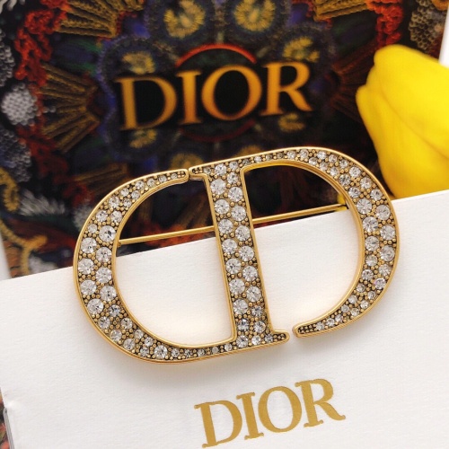 Christian Dior Brooches For Women #1238941 $29.00 USD, Wholesale Replica Christian Dior Brooches