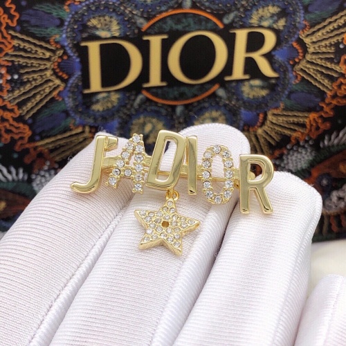 Replica Christian Dior Brooches For Women #1238954 $27.00 USD for Wholesale