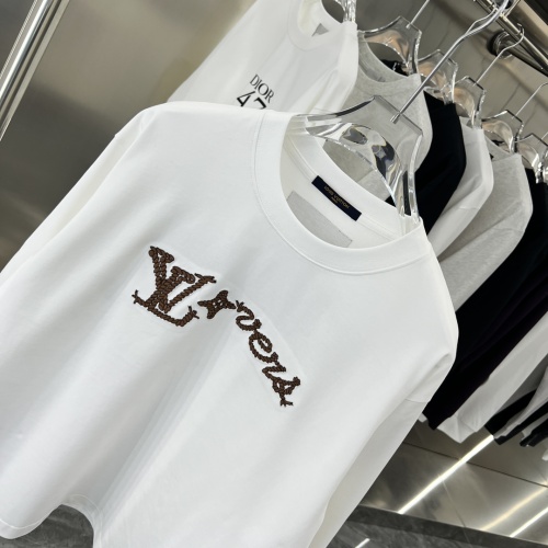 Replica Louis Vuitton LV T-Shirts Long Sleeved For Unisex #1239098 $45.00 USD for Wholesale