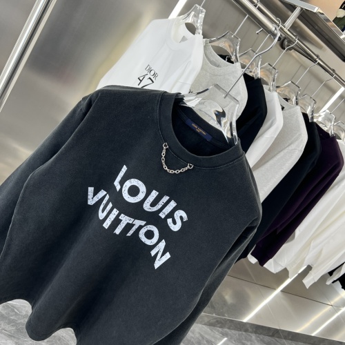 Replica Louis Vuitton LV T-Shirts Long Sleeved For Unisex #1239102 $45.00 USD for Wholesale